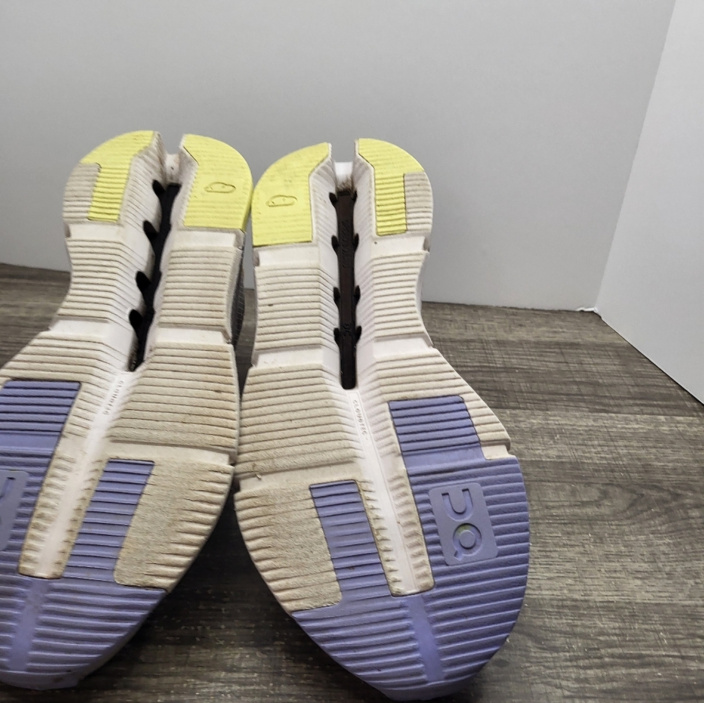 On Cloud CloudTec Cloudnova Wrap Women Size 7.5 R… - image 8